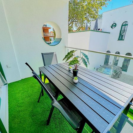 Villa Bauhaus Labi Garden Wellness Apartman ชิโอฟก ภายนอก รูปภาพ