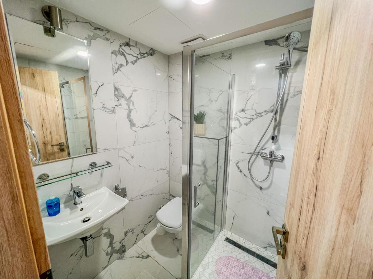 Villa Bauhaus Labi Garden Wellness Apartman ชิโอฟก ภายนอก รูปภาพ