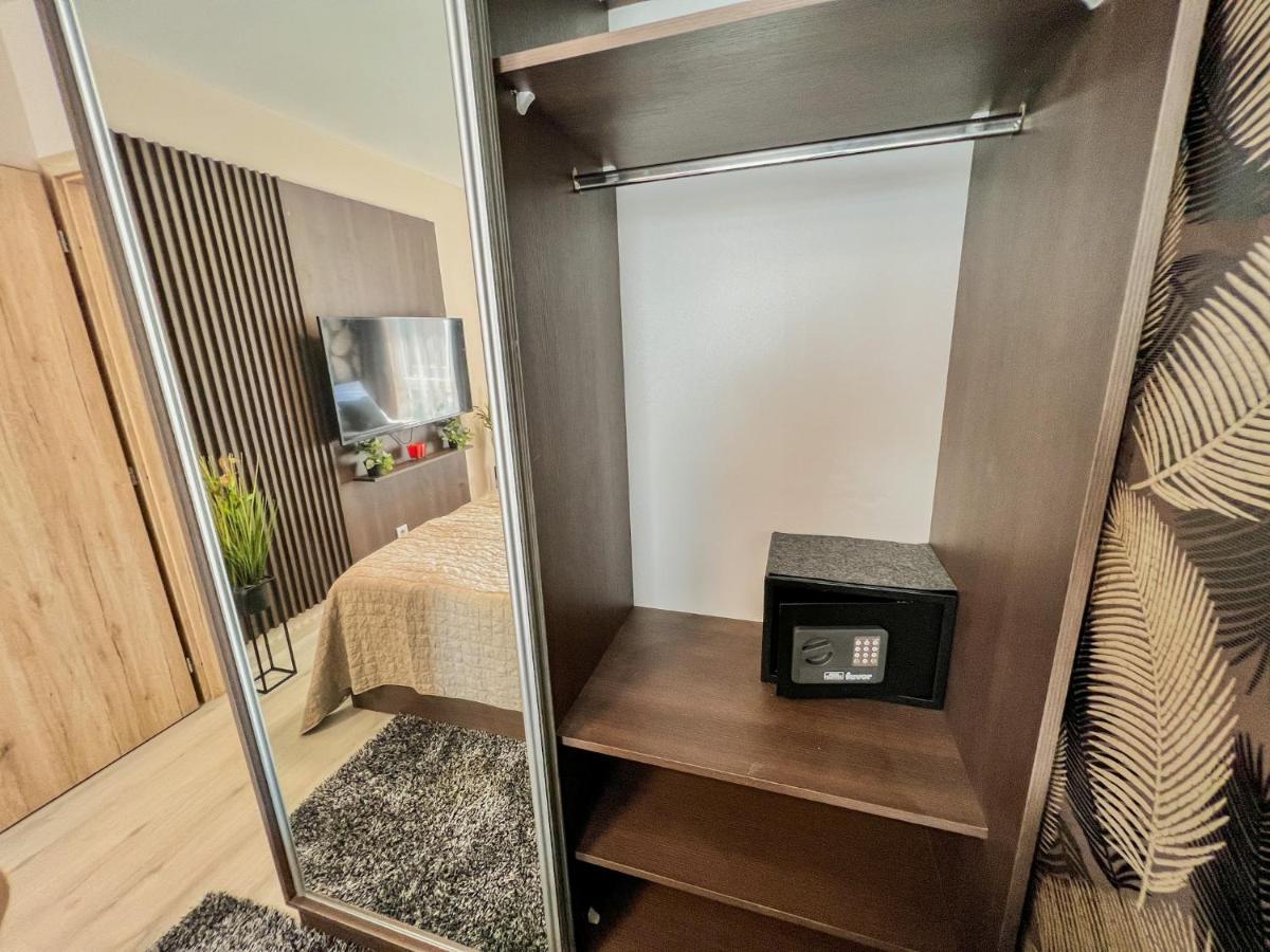 Villa Bauhaus Labi Garden Wellness Apartman ชิโอฟก ภายนอก รูปภาพ