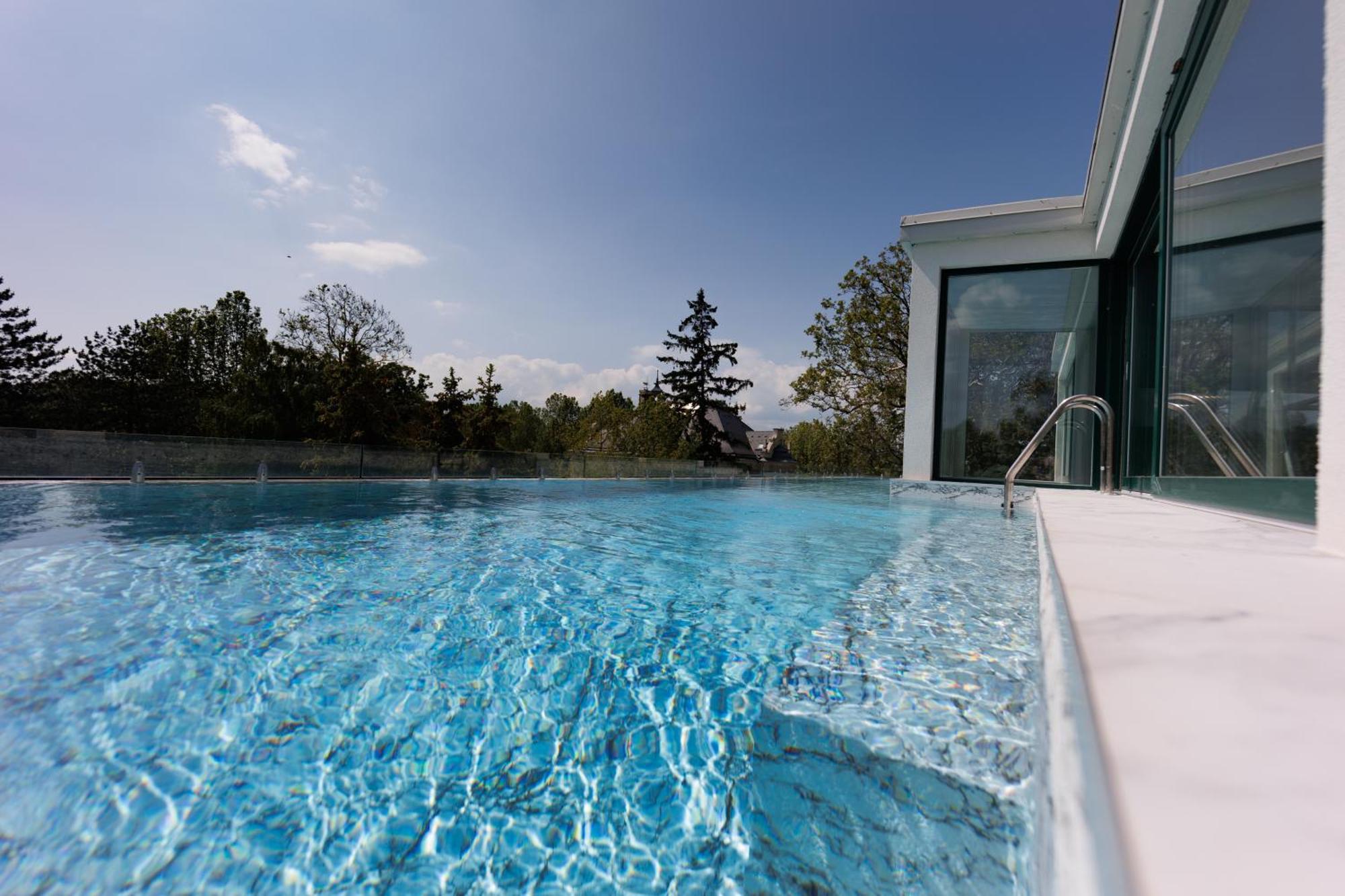 Villa Bauhaus Labi Garden Wellness Apartman ชิโอฟก ภายนอก รูปภาพ